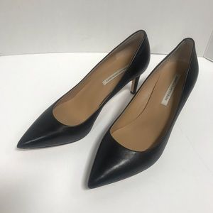 Diane von Furstenberg black leather pumps